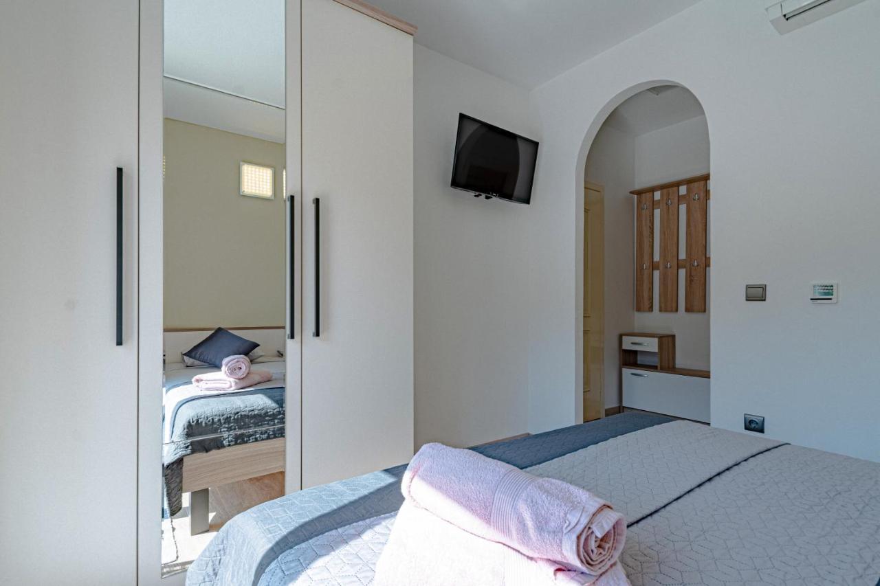Villa Ana Zrnovo Buitenkant foto